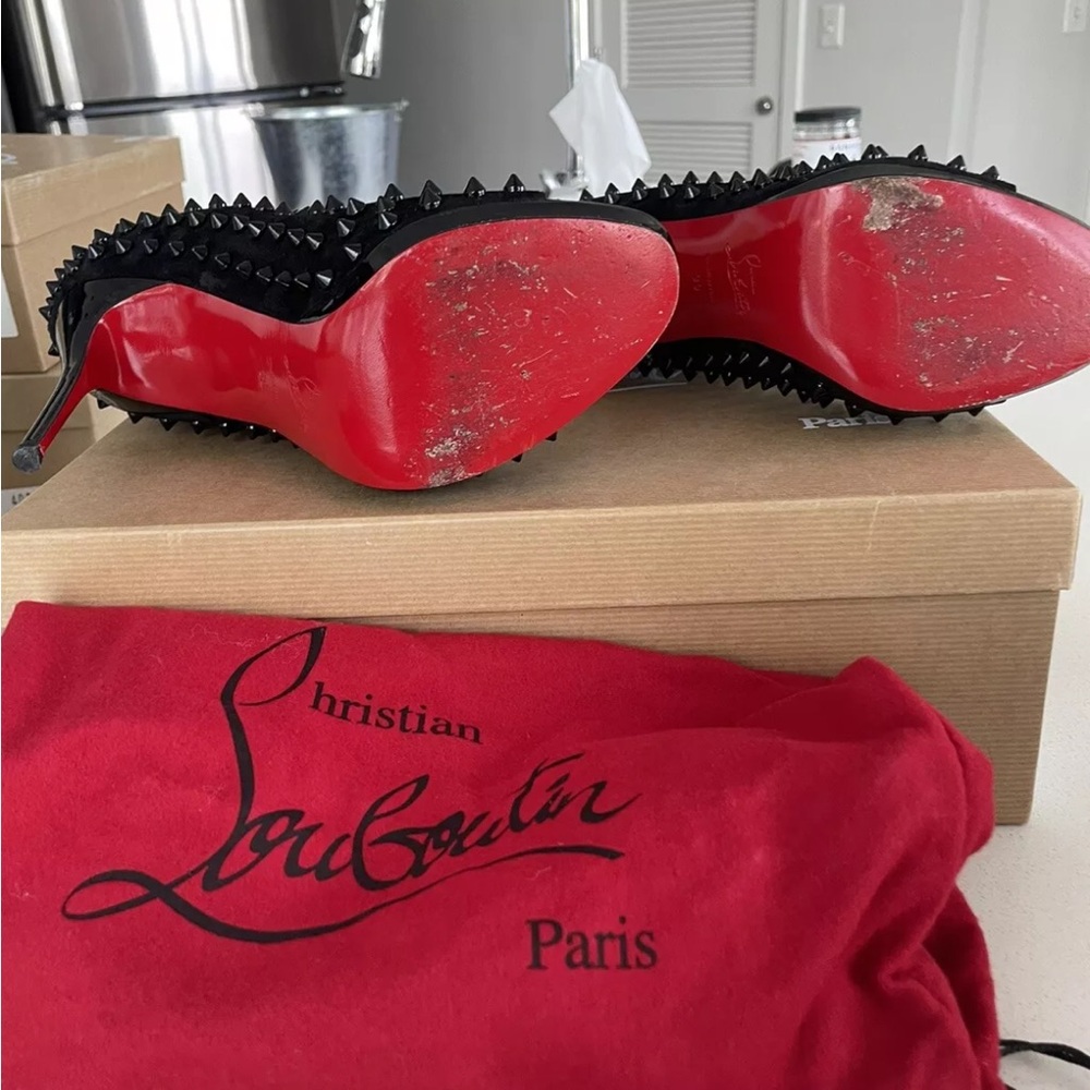 Christian Louboutin Guerilla Black/Black Studded Suede 39 - Picture 5 of 6